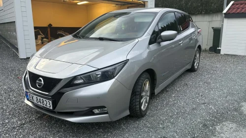 NISSAN LEAF 40kWh 40kWh Launch Edition