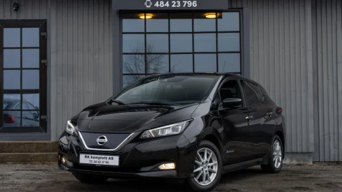 NISSAN LEAF 40kWh 270 km N-Connecta/ACC/ EU-OK 28/ Kamera/Navi