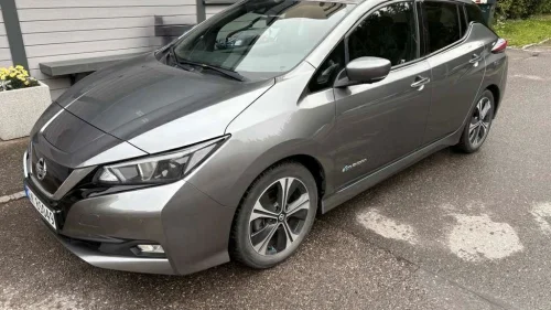 NISSAN LEAF 40kWh 40kWh Launch Edition