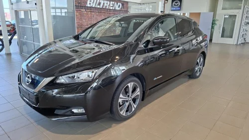 NISSAN LEAF 40kWh 40kWh N-Connecta R.Kam ACC Navi Lav km