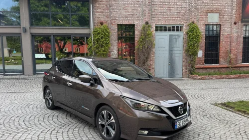 NISSAN LEAF 40kWh Launch Edition,Meget velholdt,1.690,-pr.mnd. m/0,- inn!