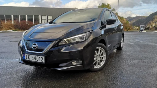 NISSAN LEAF 40kWh 40kWh Launch Edition
