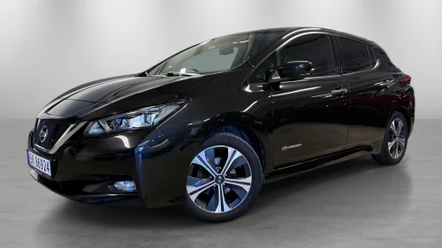 NISSAN LEAF 40kWh 40kWh Launch Edition 360Kamera ACC V.Ratt DAB Navi++
