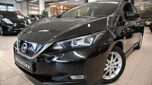 NISSAN LEAF 40kWh 40 kWh m/360/ACC/Navi++