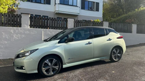 NISSAN LEAF 40kWh 40kWh Launch Edition