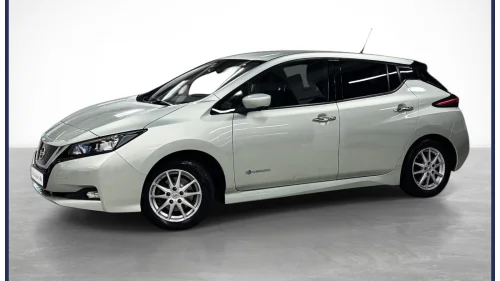 NISSAN LEAF 40kWh 40kWh / ePedal / ACC / 360-Kamera / Keyless / Carplay++