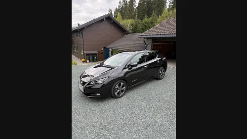 NISSAN LEAF 40kWh 40kWh Launch Edition