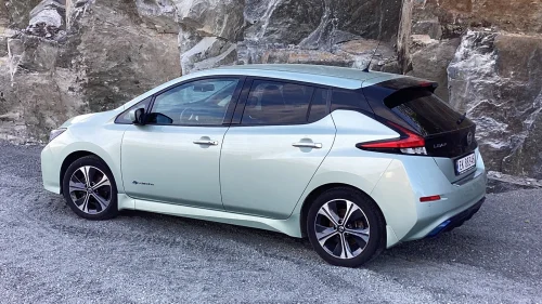 NISSAN LEAF 40kWh 40kWh Launch Edition