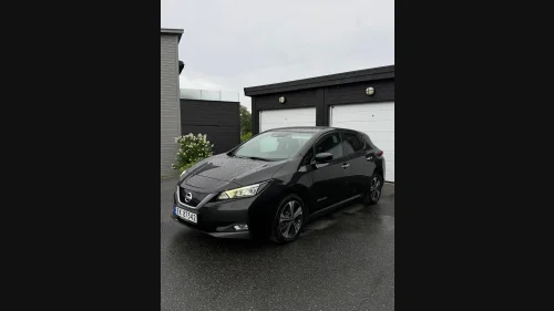 NISSAN LEAF 40kWh 40KWT - NY EU - NYE DEKK - 1 EIER - VELHOLDT