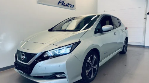 NISSAN LEAF 40kWh 40KWH ACCENTA/ ACC/ NAVI/ 360/ DAB/ SENSORER