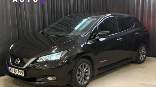 NISSAN LEAF 40kWh 40KWH/CONNECTA/PDC/RYGGEKAMERA/LED/NYSERVICE