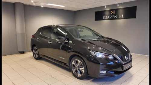 NISSAN Leaf 40kWh 40kWh N-Connecta / LED / 360Kam / Navi / DAB +++