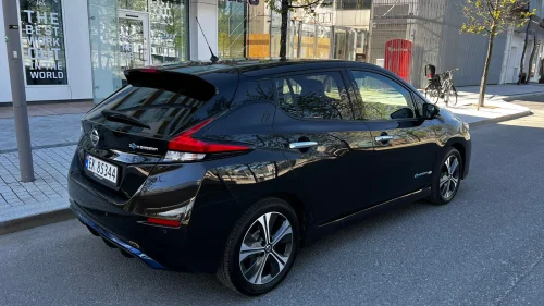 NISSAN LEAF 40kWh