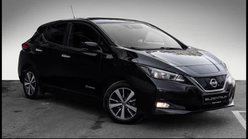 NISSAN LEAF 40kWh N-CONNECTA 40 KWH ACC KEYLESS KAMERA DAB++