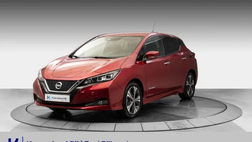 NISSAN LEAF 40kWh 40kWh Tekna / Skinn/ 360kam / BOSE / 270km+++