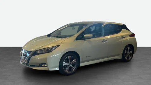 NISSAN Leaf 40kWh 40kkWh Skinn/ NY SERVICE/ACC//360++