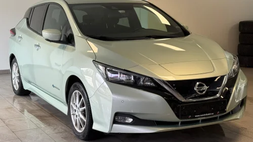 NISSAN LEAF 40kWh 40kWh Launch ACC 360Kam E-Pedal EU-04.28 2 Eiere Norsk