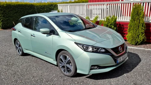 NISSAN LEAF 40kWh 40kWh Launch Edition