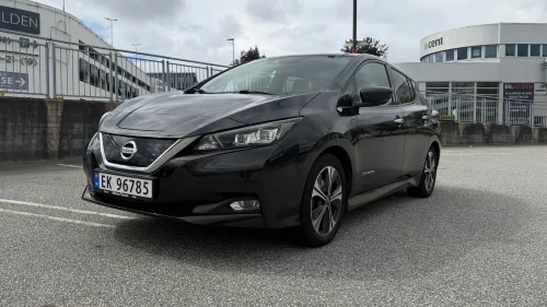 NISSAN LEAF 40kWh N-CONNECTA / 40 KWh / ACC/ 360
