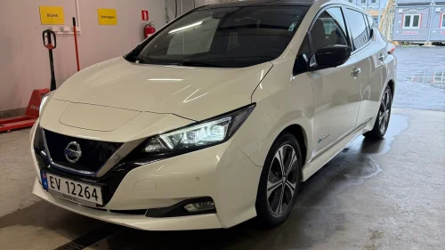 NISSAN LEAF 40kWh 40kWh Tekna