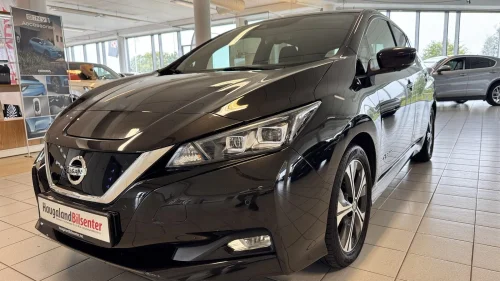 NISSAN LEAF 40kWh 40KWH, 150HK, N-Connecta, Adaptive, 360 kamera