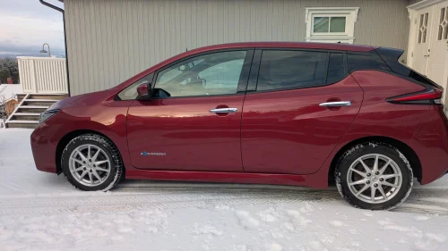 NISSAN LEAF 40kWh 40kWh Launch Edition