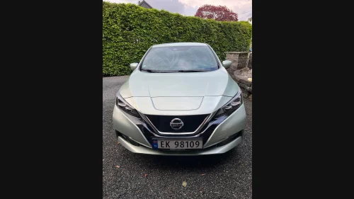 NISSAN LEAF 40kWh 40kWh Launch Edition