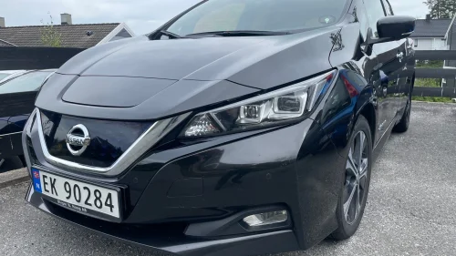 NISSAN LEAF 40kWh 40kWh Launch Edition