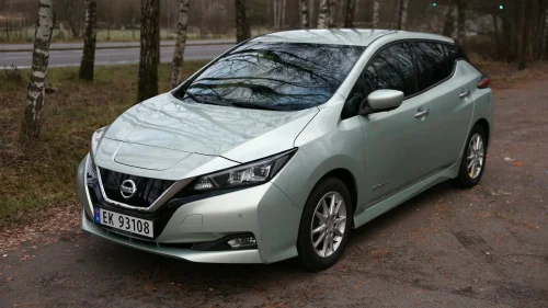 NISSAN LEAF 40kWh 40kWh Launch Edition