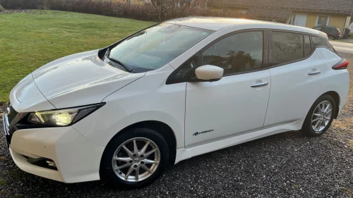 NISSAN LEAF 40kWh 40kWh Tekna
