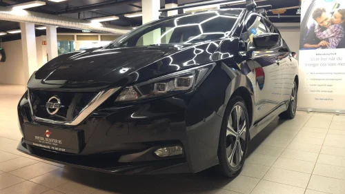 NISSAN LEAF 40kWh NAVI / ACC / 360KAM / BOSE / EUOK 28 / 40KWH