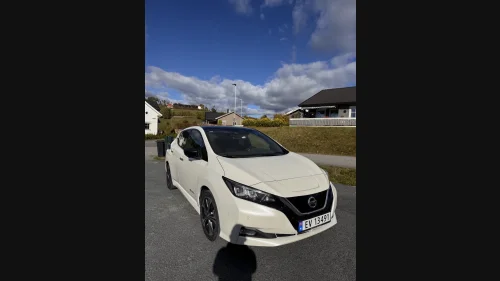 NISSAN LEAF 40kWh 40kWh Tekna