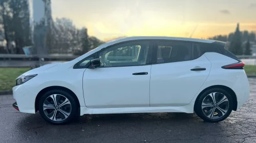 NISSAN LEAF 40kWh 40kWh Tekna