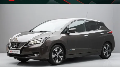 NISSAN LEAF 40kWh 40kWh / N-Connecta / ACC / BOSE / RATTVARME / VELHOLDT