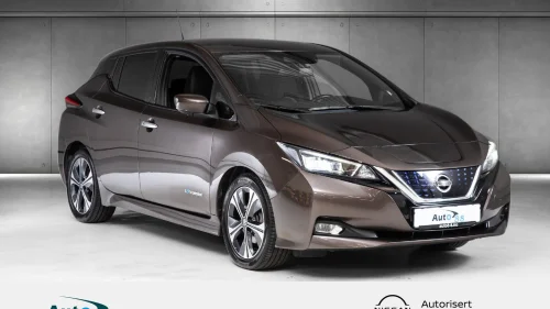 NISSAN LEAF 40kWh /TEKNA/SKINN/BOSE/BLIS/NAVI/DAB+/VARMEPUMPE/++!