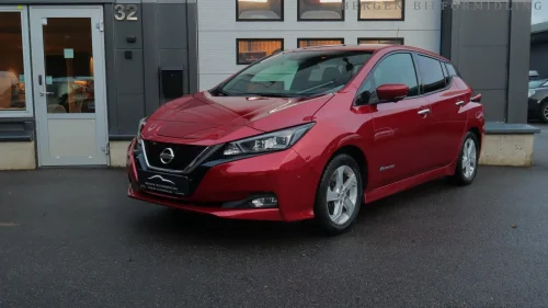 NISSAN LEAF 40kWh 40kWh/ Tekna/ Bose/ Skinn/ ACC/ 360/ NY EU+Service!