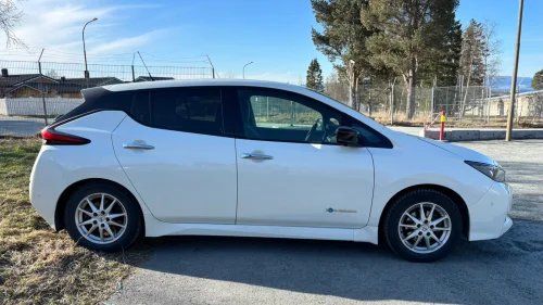 NISSAN LEAF 40kWh 40kWh Tekna