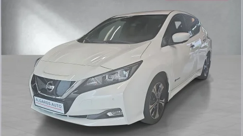 NISSAN LEAF 40kWh 40kWh Tekna SKINN-PROPILOT-BOSE-NAVI-360 KAMERA