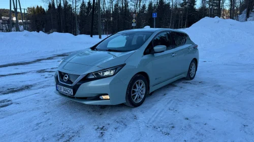 NISSAN LEAF 40kWh 40kWh Acenta/navi/kamera/cruise++