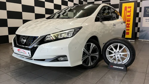 NISSAN LEAF 40kWh 40kWh*TEKNA*NORSK*LAV KM*TOPP UTSTYRT*SE FARGE*NY EU