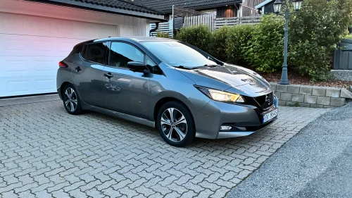 NISSAN LEAF 40kWh 40kWh Tekna