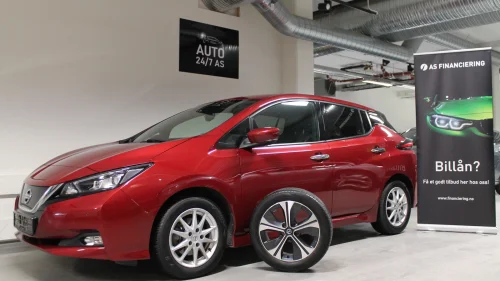 NISSAN LEAF 40kWh 1-Eier/Strøken/Nylig Service/EU-Godkjent 2-2028