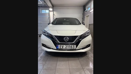 NISSAN Leaf 40kWh TEKNA 40kwh