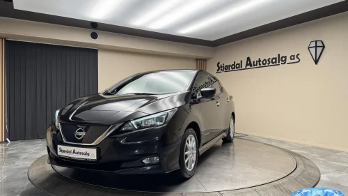NISSAN LEAF 40kWh 40kWh Tekna BOSE/ACC/Navi/DAB/Rattvarme/360g.k Norsk