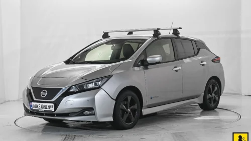 NISSAN Leaf 40kWh TEKNA ADAPTIV CRUISE 360-KAMERA BOSE RATTVARME