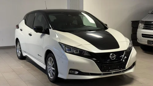 NISSAN LEAF 40kWh 40kWh Tekna E-Pedal Autopilot ACC Bose 360Kam EU-01.28