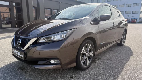 NISSAN LEAF 40kWh 40kWh Tekna/Bose/360 Kamera/ACC/EU 2028/1 Eier