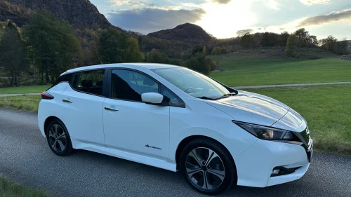 NISSAN Leaf 40kWh 40kWh Acenta