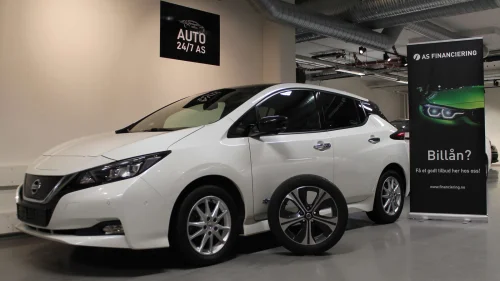 NISSAN Leaf 40kWh 1-eier/Strøken/NY-Service/EU-31-10-2027