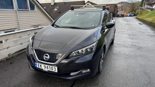NISSAN LEAF 40kWh 40kWh Acenta